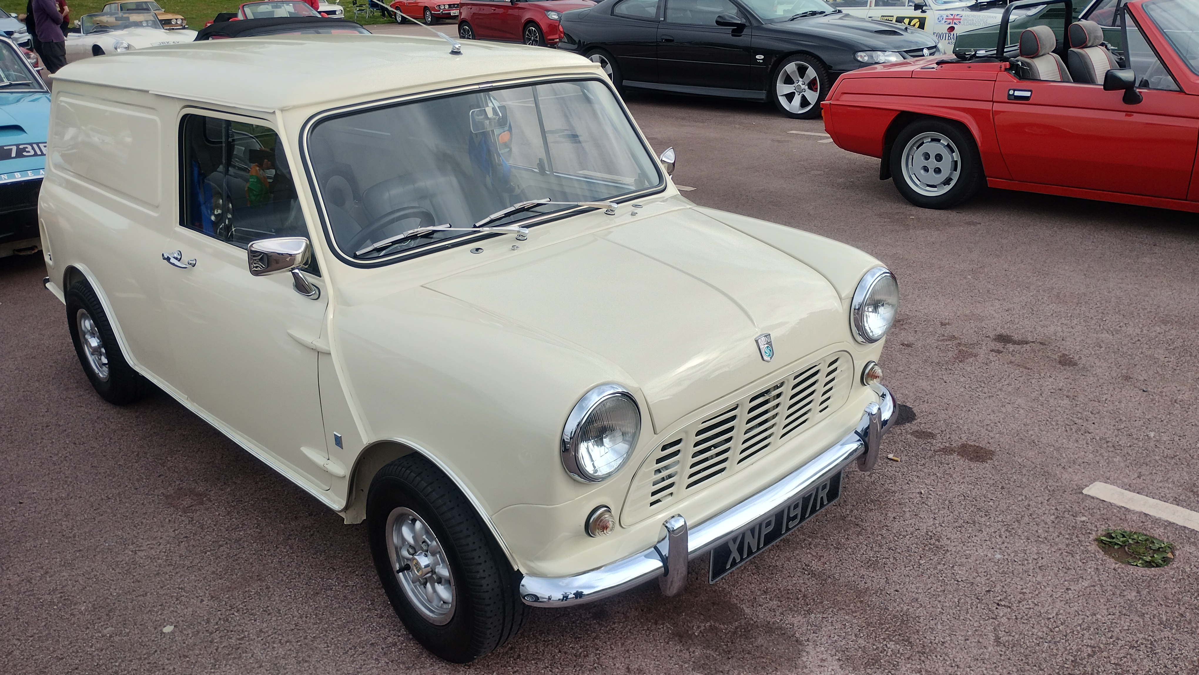 Mini Van